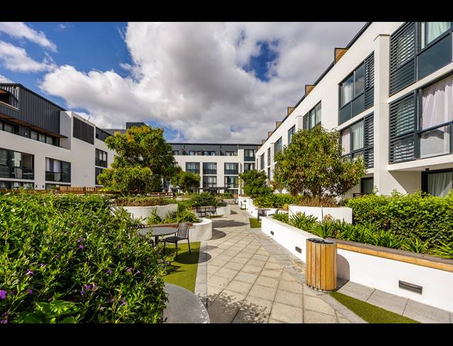 1 BEDROOM APARTMENT FOR SALE IN STELLENBOSCH CENTRAL